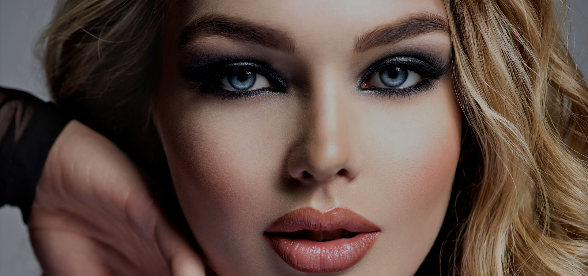 Transformación con laminado de cejas